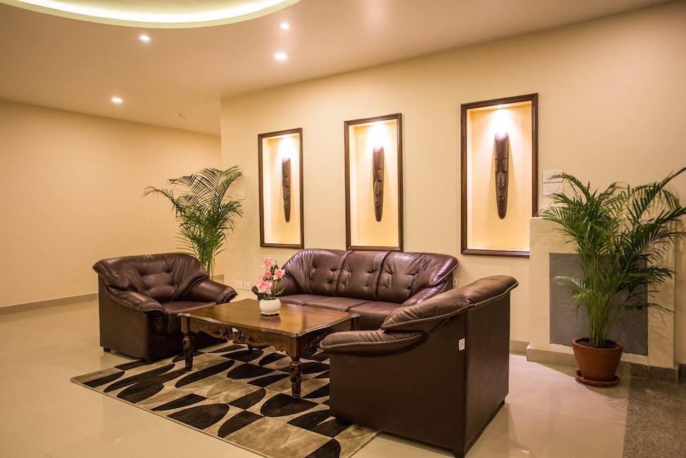 Yatri Suites and Spa, Kathmandu - Lobby Sitting Area