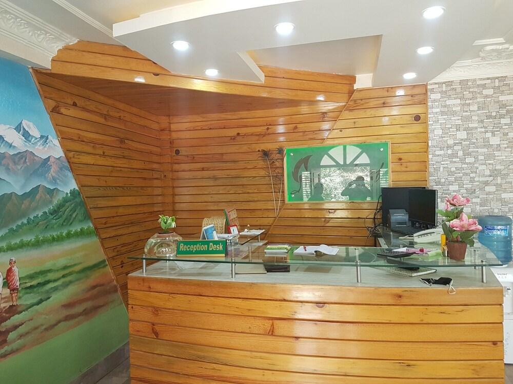 Green Leaf Resort - Reception
