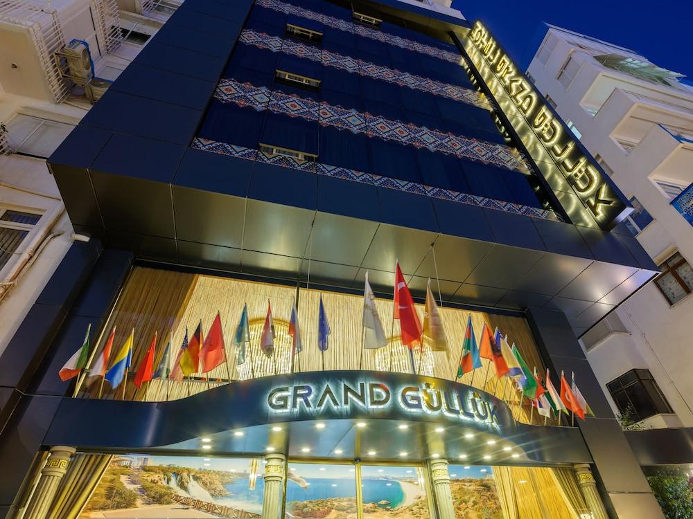 Grand Gulluk Hotel & Spa - Exterior detail