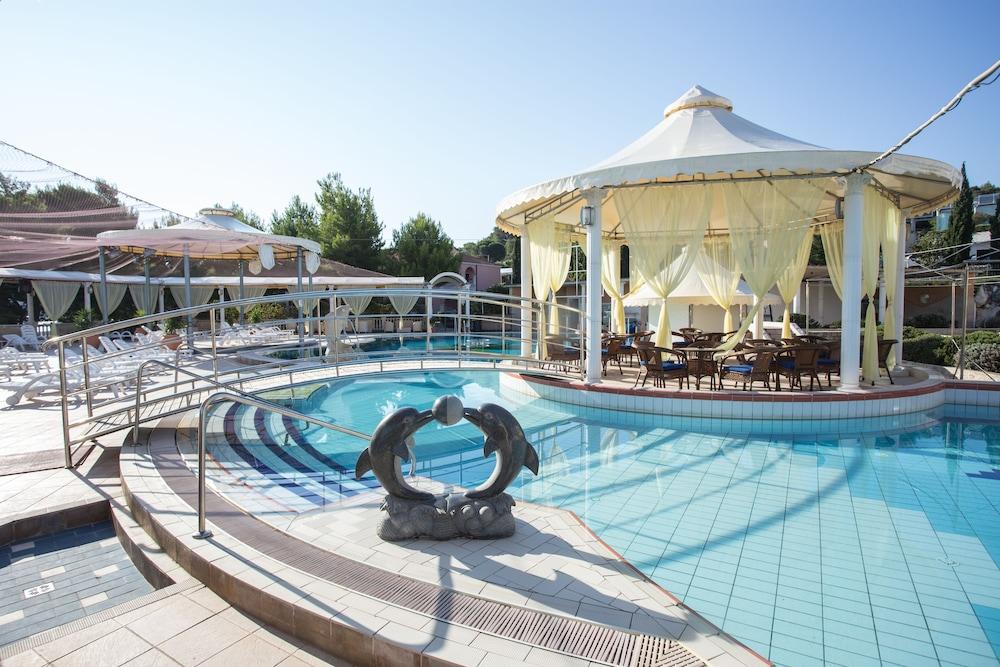Marina Frapa Resort Rogoznica - Outdoor Pool