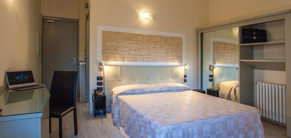 Hotel Ristorante Calamosca - Room
