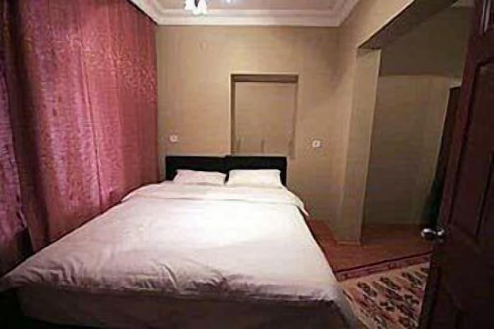 Nisa Sultan Apart Hotel - Room