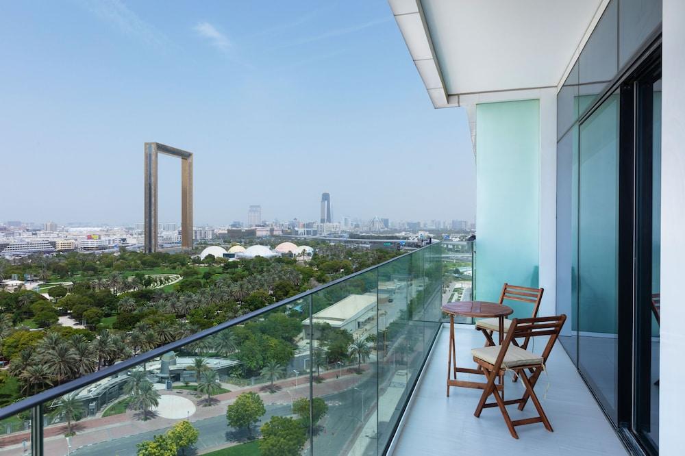 Maison Privee - Superb 1BR apartment overlooking Zabeel Park and Dubai Frame - Featured Image