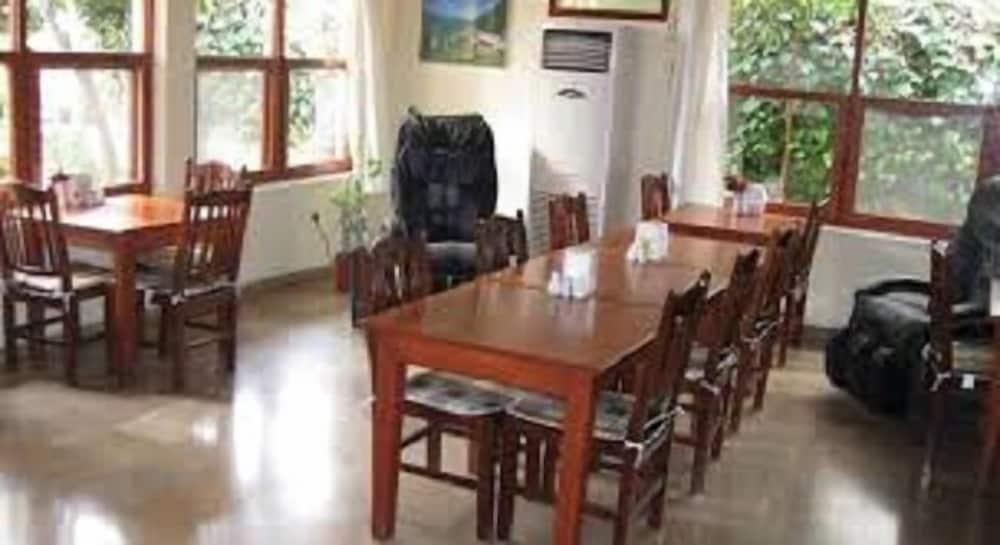 Villa Begumhan Pansiyon - Restaurant