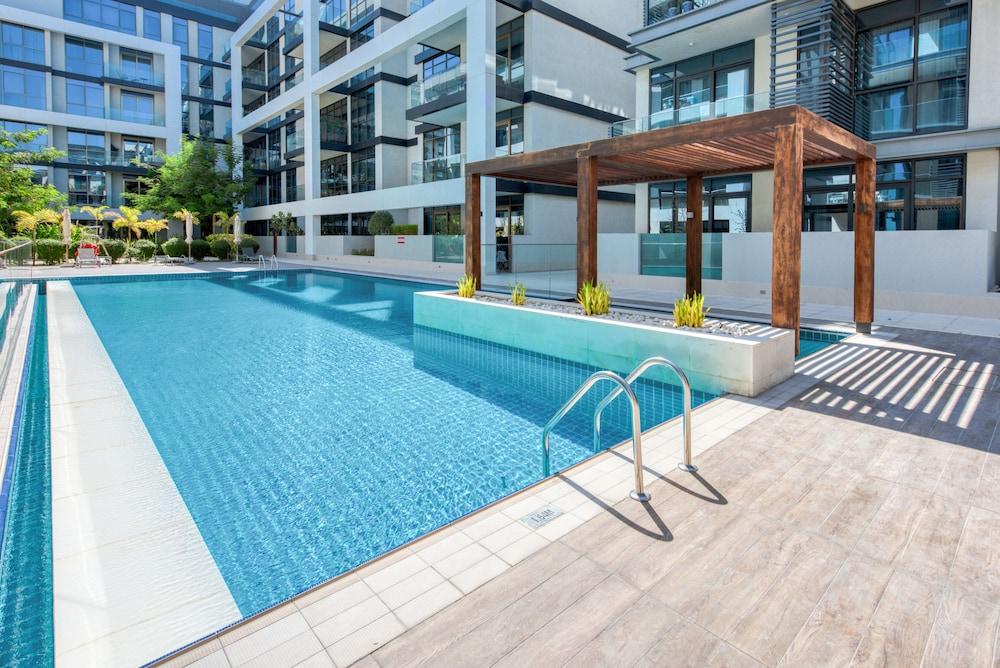 Maison Privee - Apt w/ Dubai Luxury Experience Nxt to Burj Khalifa - Outdoor Pool