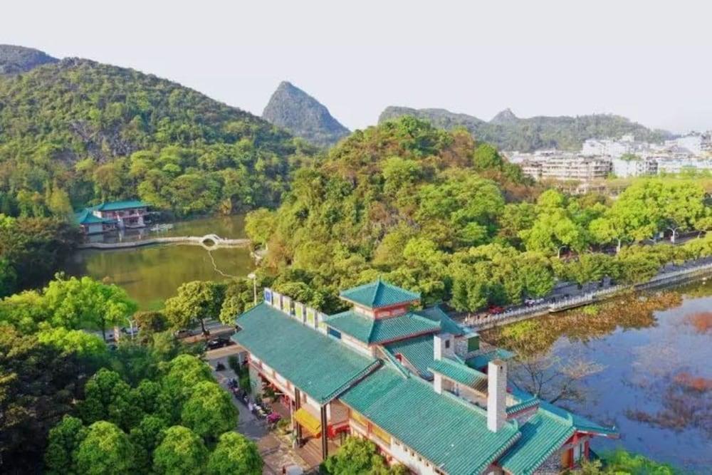 Guilin Hantang Xinge Hotel Two Rivers and Four Lakes Branch - Featured Image
