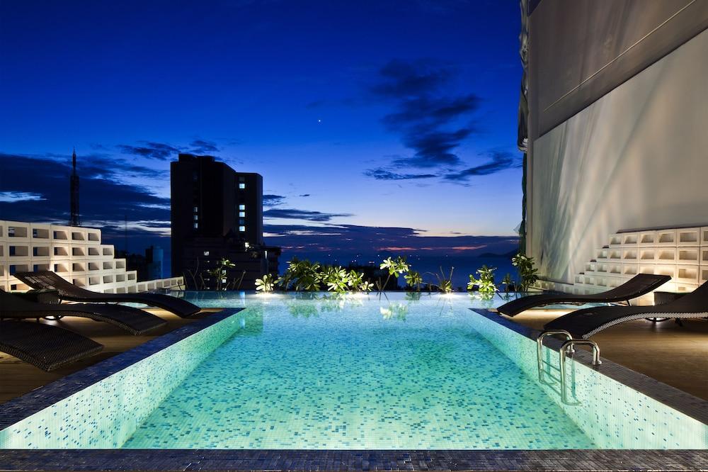 Golden Holiday Hotel Nha Trang - Pool