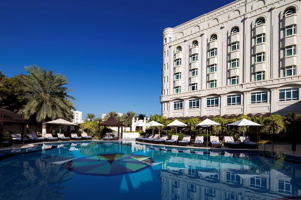 Radisson Blu Hotel, Muscat - Featured Image