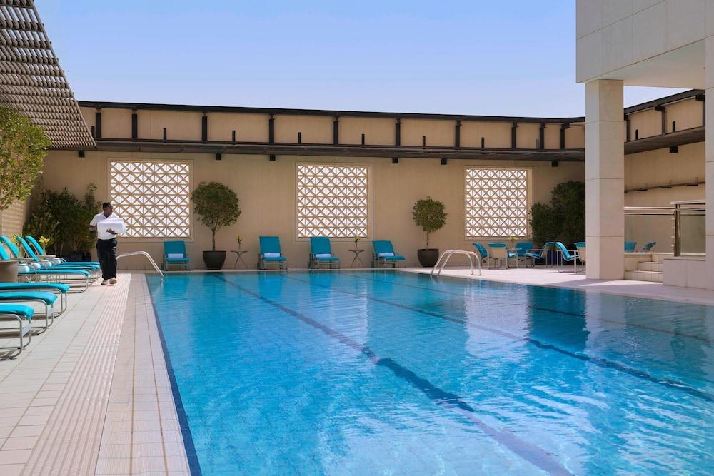 فندق كورت يارد ماريوت مدينة الكويت - Pool