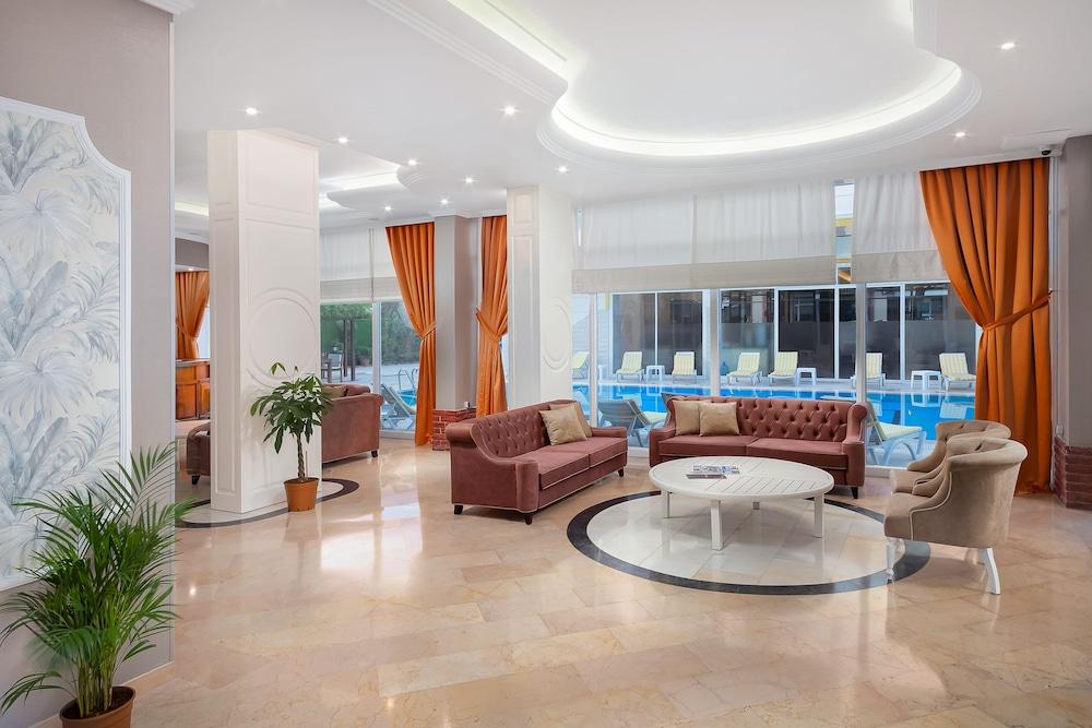 Golden Orange Hotel - Lobby Lounge