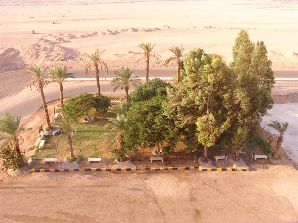 Ali Baba Safaga Hotel - Property Grounds