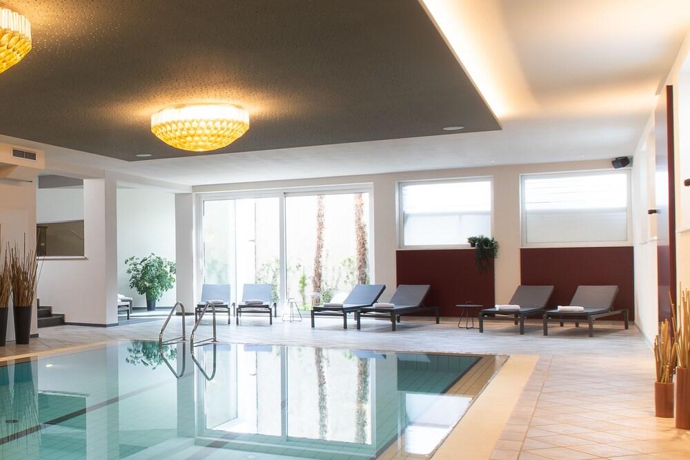 Hotel Ladurner - Indoor Pool