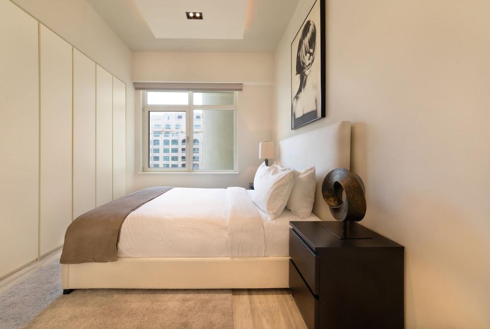 Maison Privee - Luxurious 2/Bed Apt on Palm Jumeirah - Room