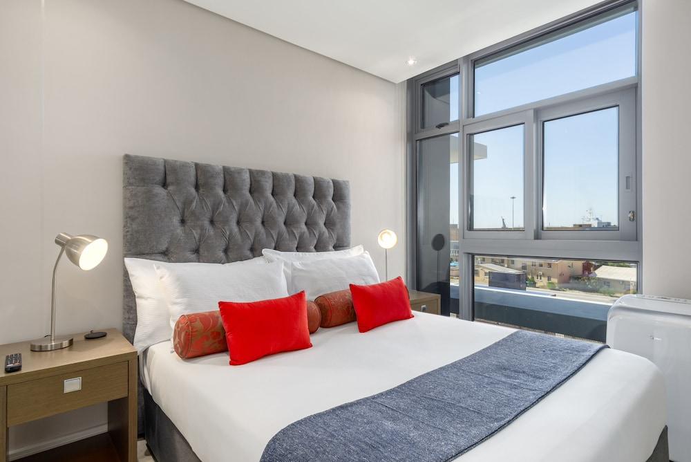 V&A Waterfront Luxury Residences - WHosting - Room