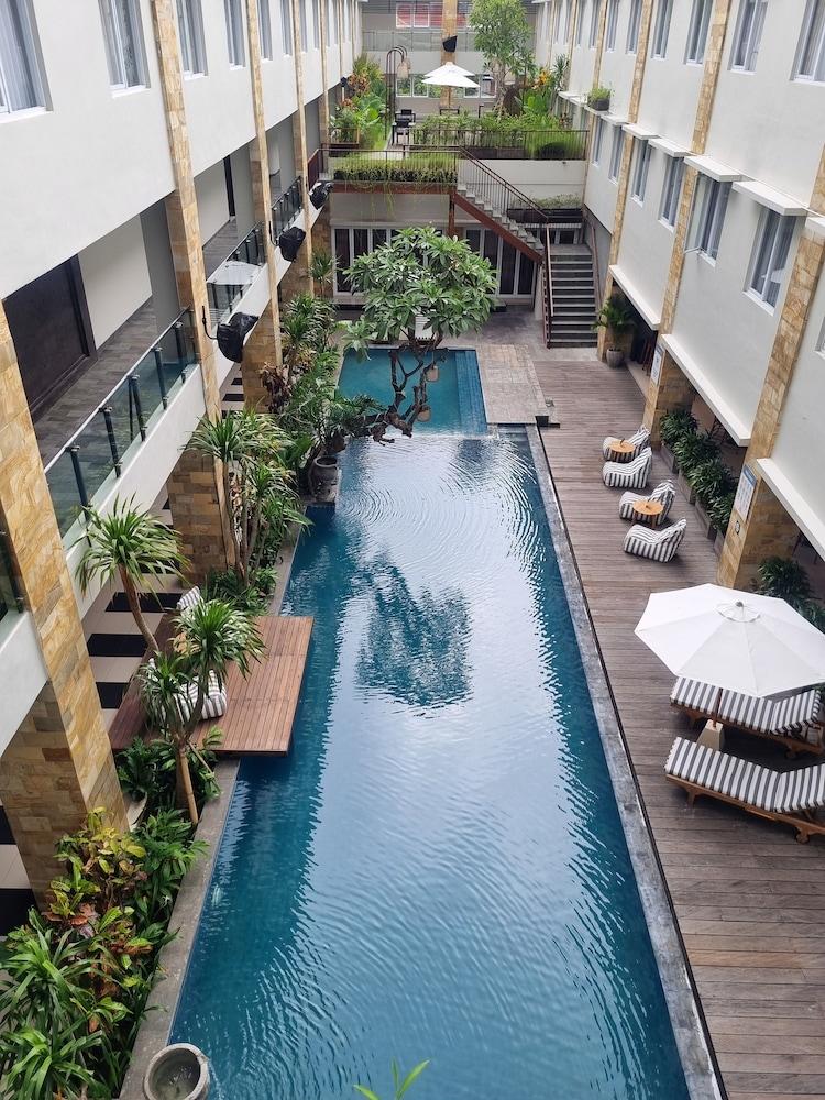 Crystalkuta Hotel - Bali - Featured Image