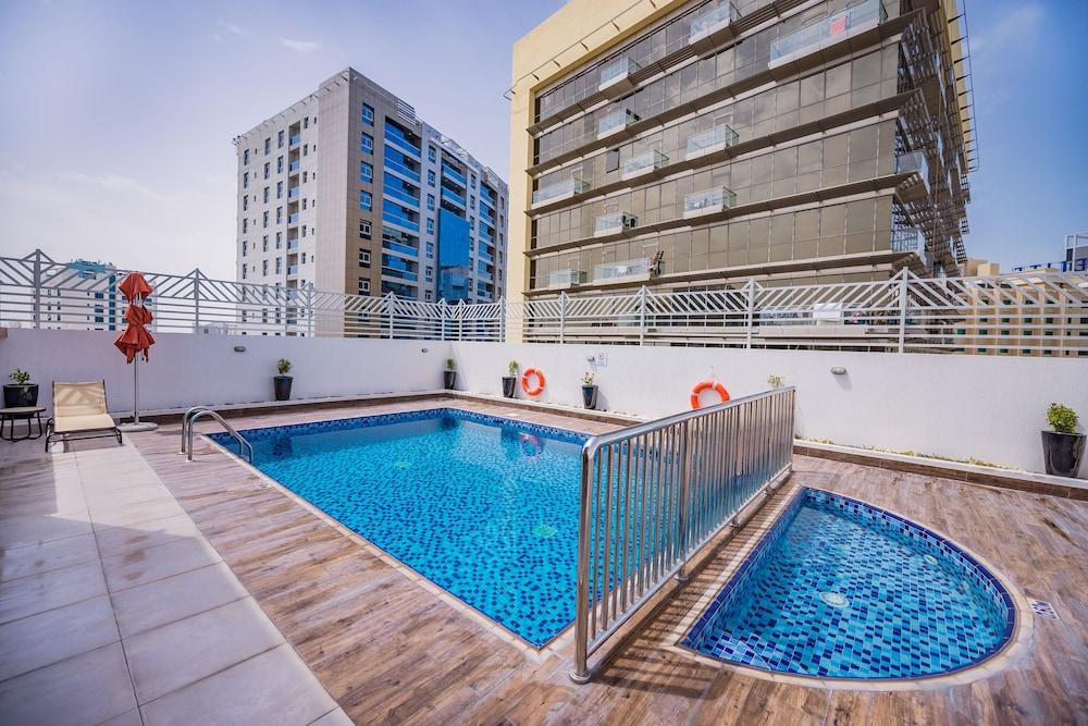فندق مينا بلازا البرشاء - Rooftop Pool
