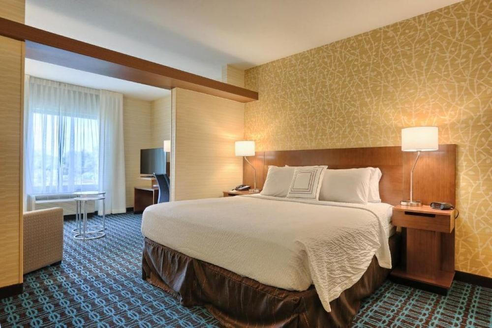 Fairfield Inn & Suites by Marriott Philadelphia Horsham - Room