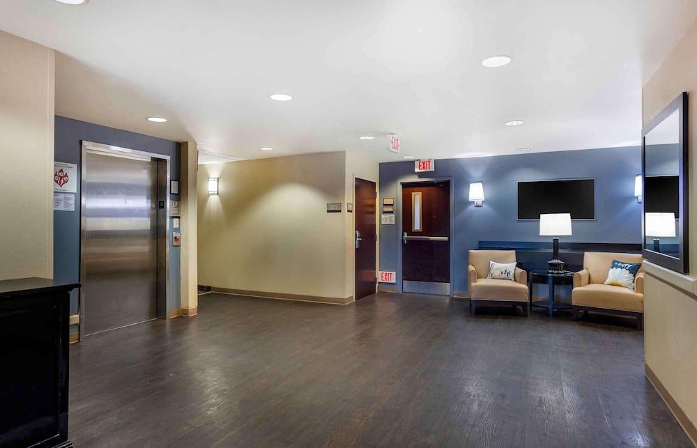 Extended Stay America Suites Philadelphia Horsham Welsh Rd - Lobby