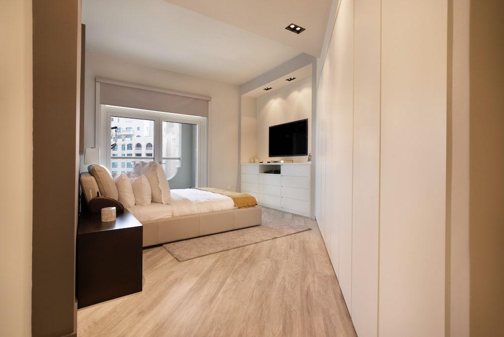 Maison Privee - Luxurious 2/Bed Apt on Palm Jumeirah - Room