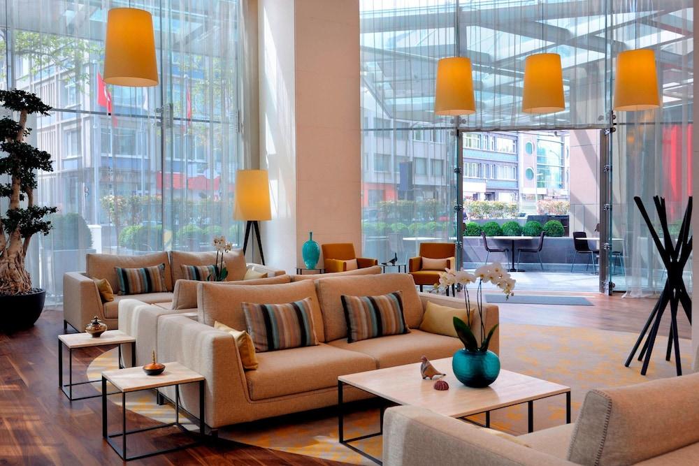 Istanbul Marriott Hotel Sisli - Lobby