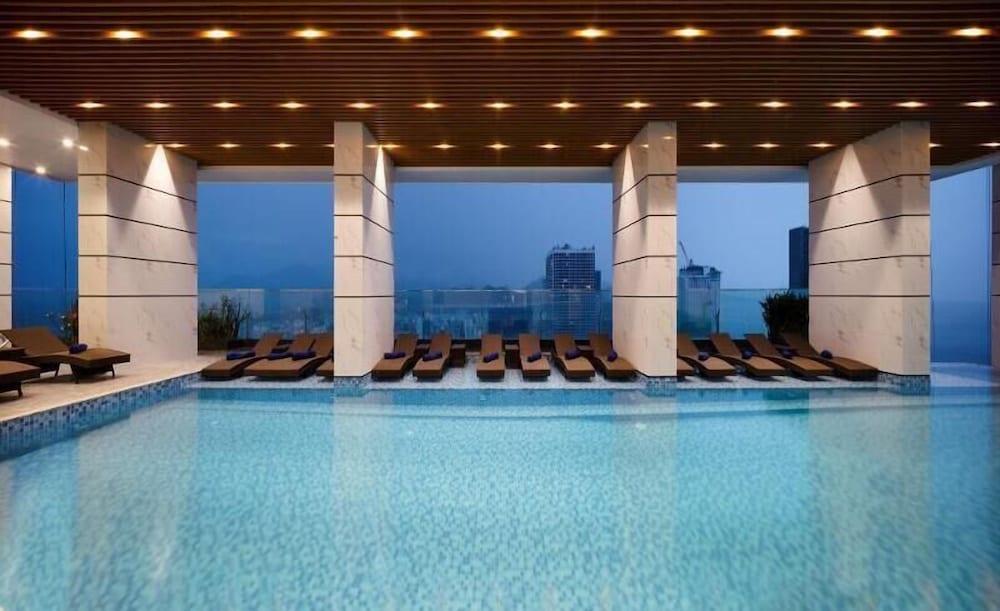 Apartment Beach Nha Trang Sea View - Indoor Pool