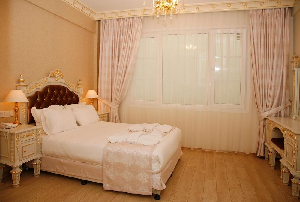 Karakoy Port Hotel - Room