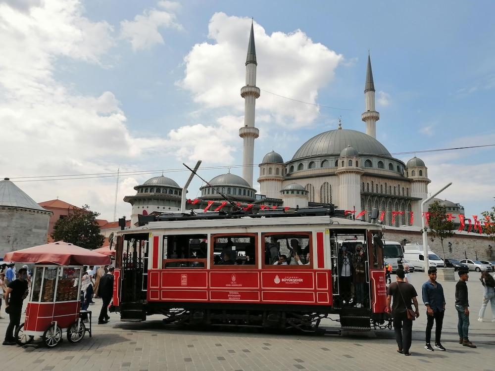 Taksim Park Hotel - Exterior