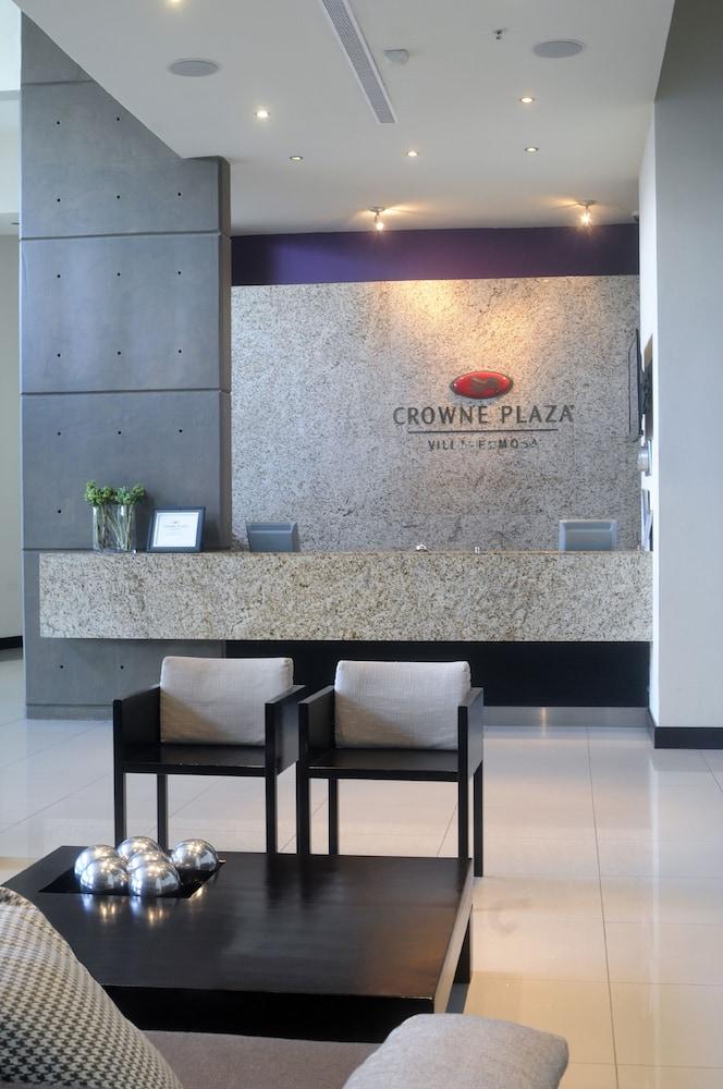 Crowne Plaza Villahermosa, an IHG Hotel - Lobby Sitting Area