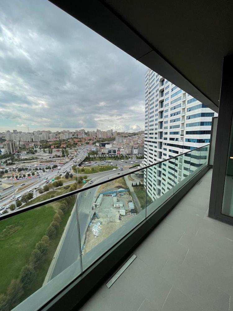 Polat Tower Residence by NewInn - Featured Image
