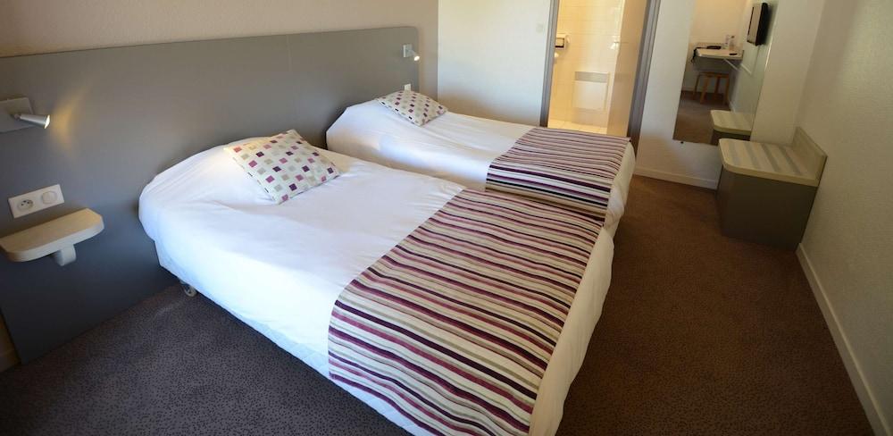 Kyriad Direct Auxerre Appoigny - Room