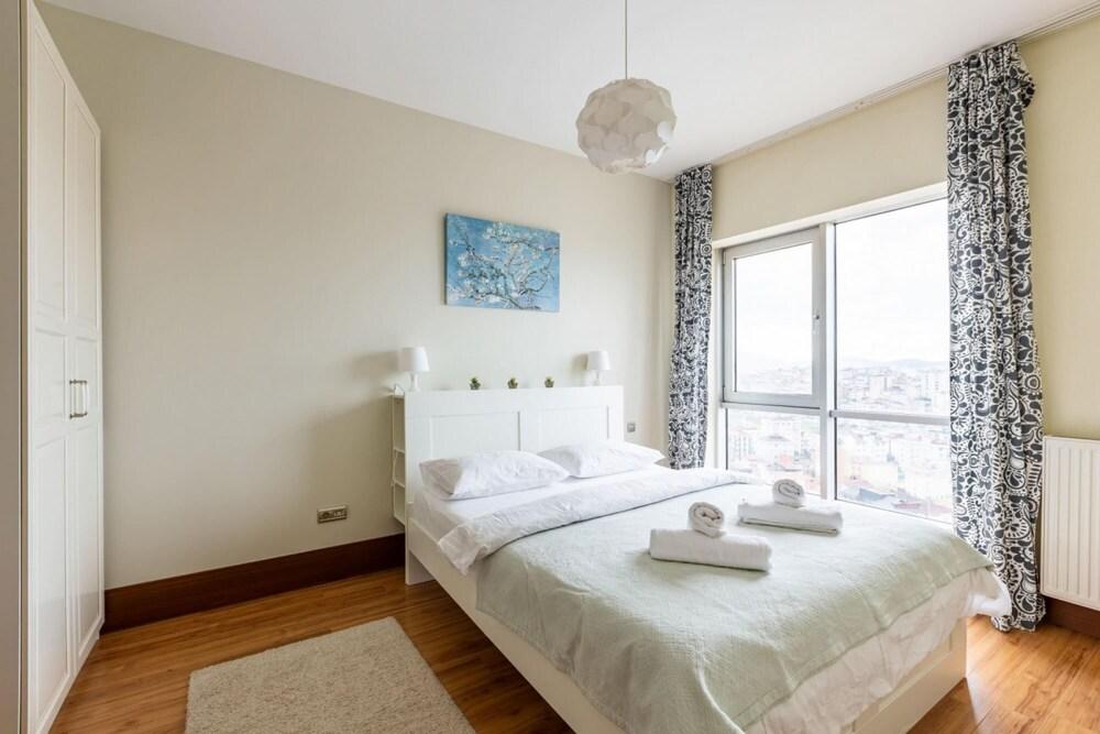 Vibrant Residance Flat With City View in Umraniye - Room