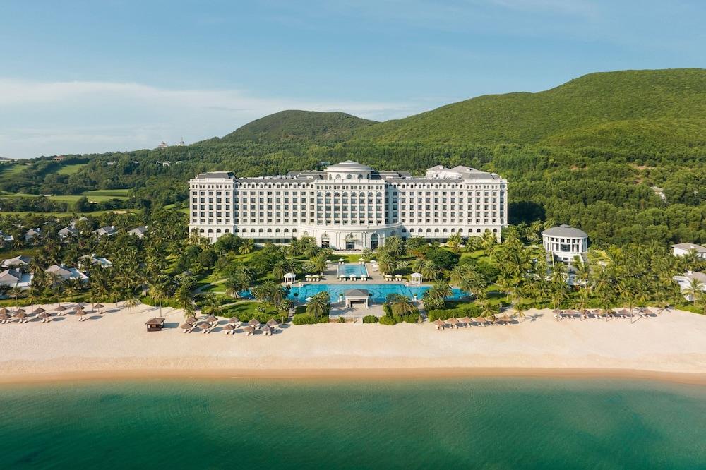 Nha Trang Marriott Resort & Spa, Hon Tre Island - Featured Image