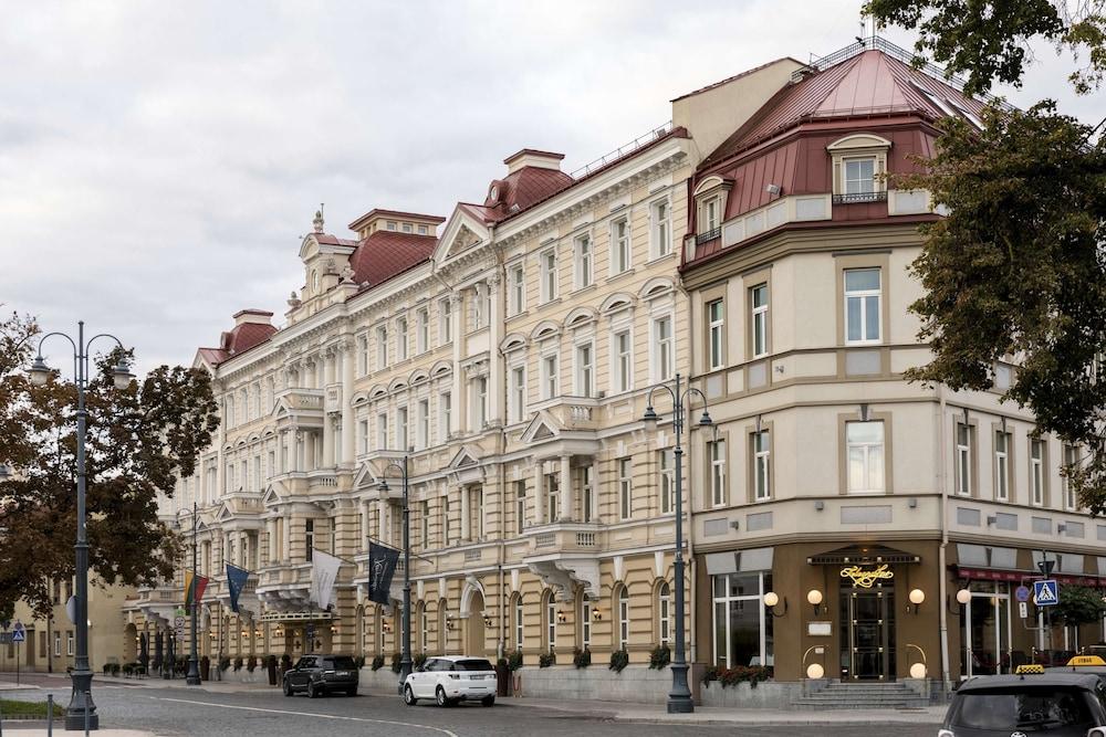 Grand Hotel Kempinski Vilnius - Exterior