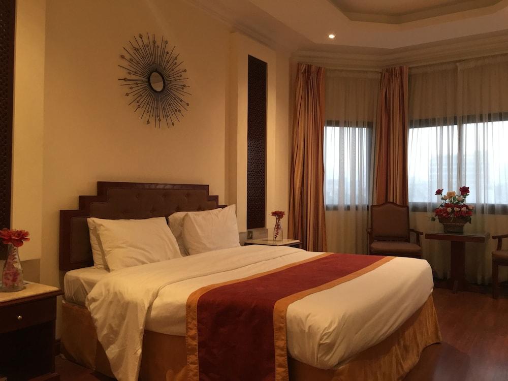 فندق البحرين كارلتون - Room
