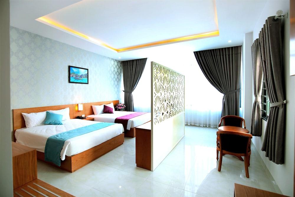 Pho Ngoc Hotel - Room