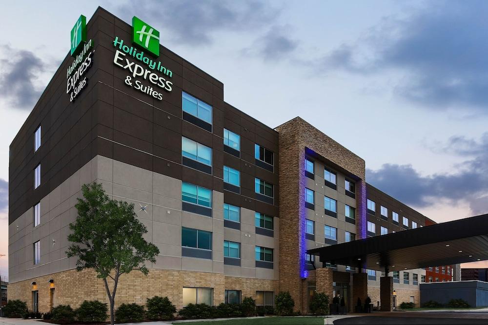 Holiday Inn Express & Suites Chicago O'Hare Airport, an IHG Hotel - Exterior