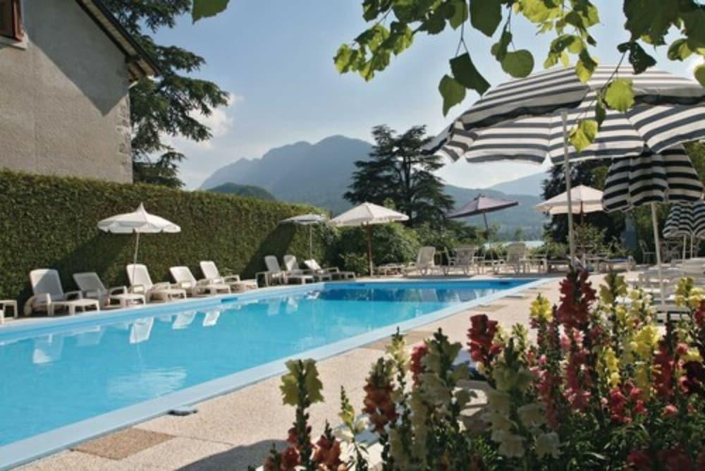 Hotel Du Lac - Outdoor Pool