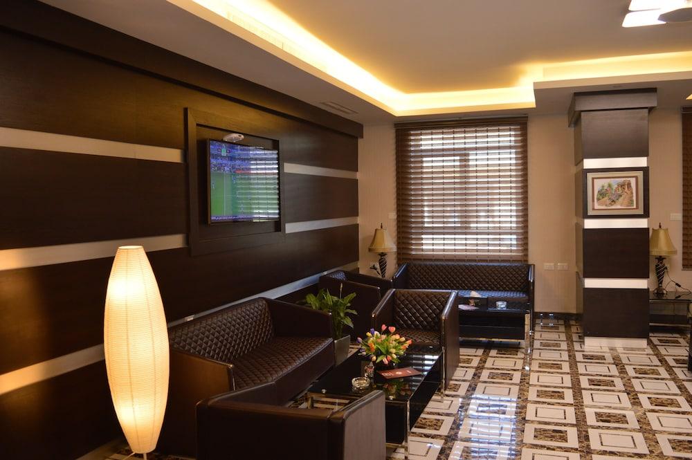 Tilal Almadina Hotel & Suites - Lobby
