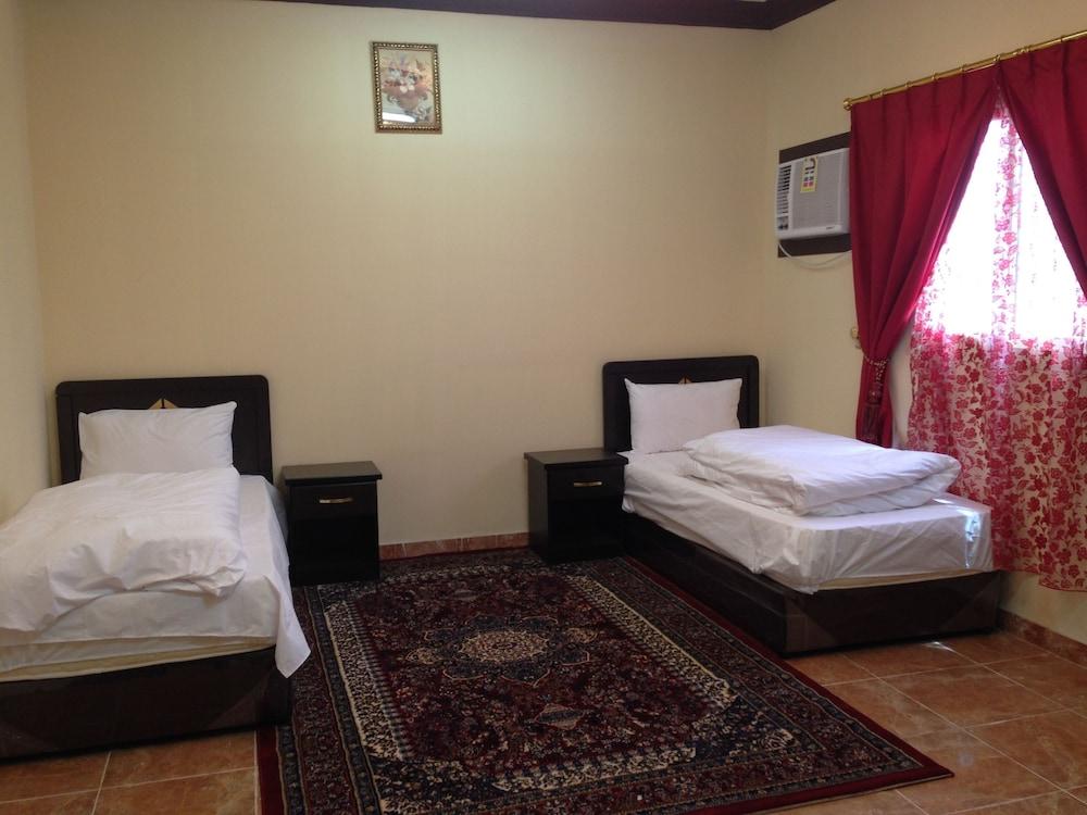 Al Eairy Furnished Apartments Tabuk 2 - Room