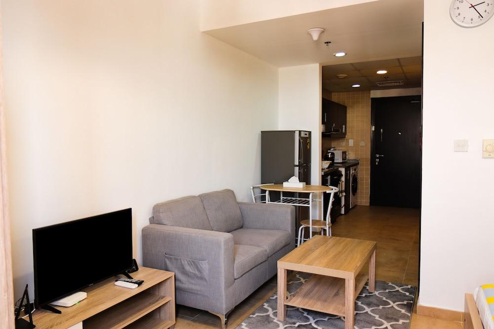 Studio Apartment in Silicon Gates 1 - Living Area