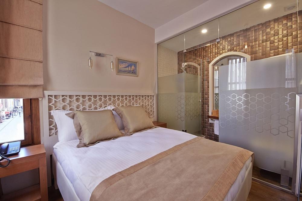Arart Hotel - Room