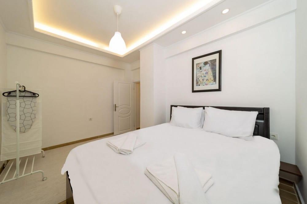 Cozy Apartment Near Konyaalti Beach in Antalya - Room