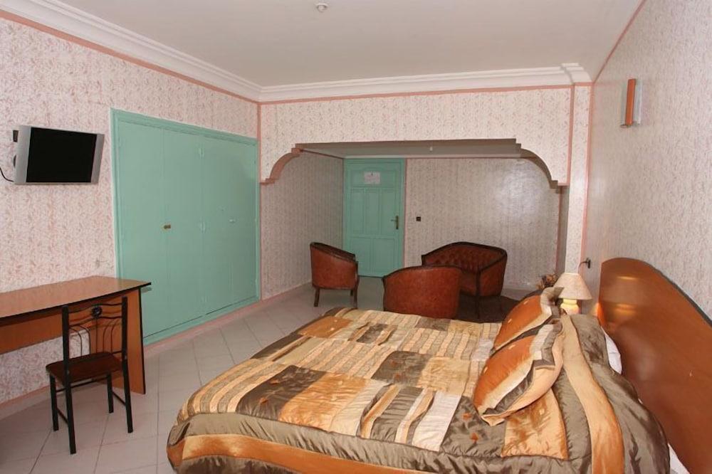Hotel East West - Room