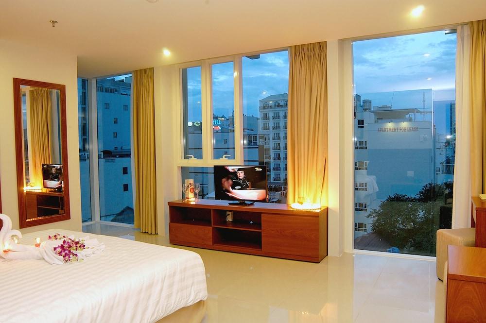 Nam Hung Hotel - Featured Image