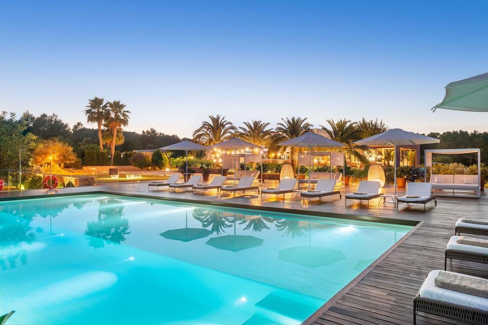 Safragell Ibiza Suites & Spa - Featured Image
