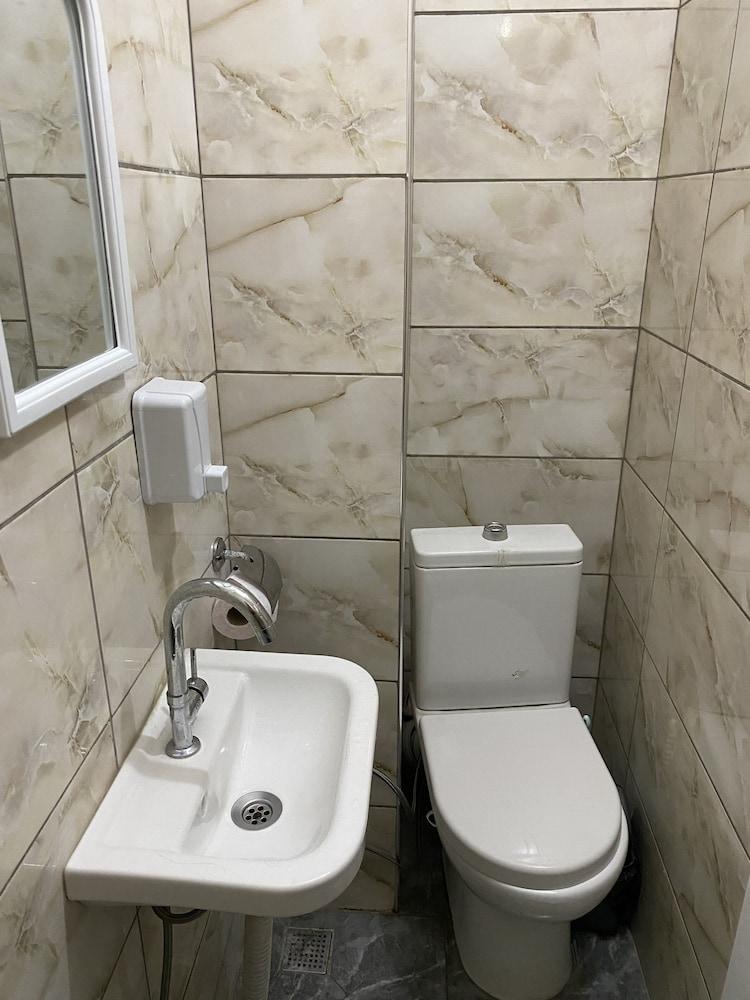 Ferah Otel - Bathroom