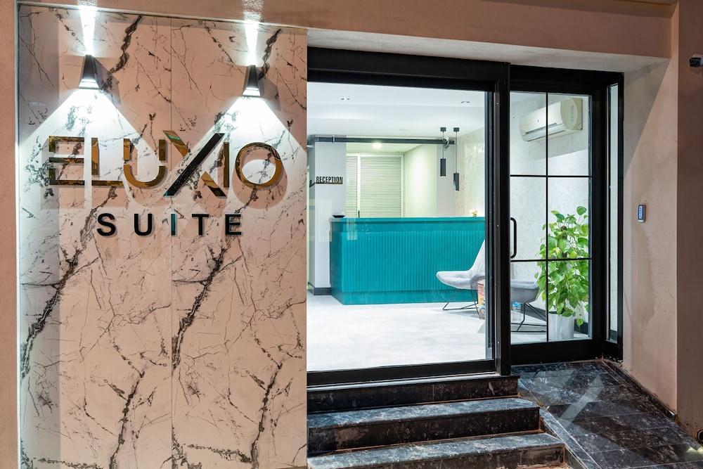 Eluxio Suite Hotel - Exterior