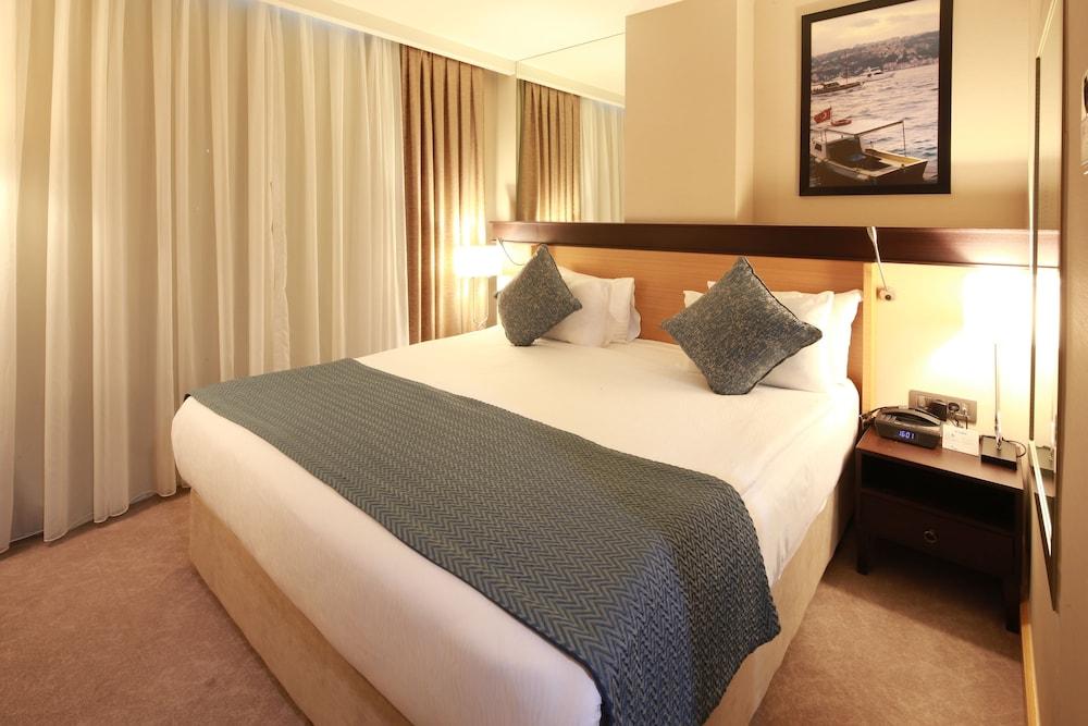 Port Bosphorus Hotel - Room