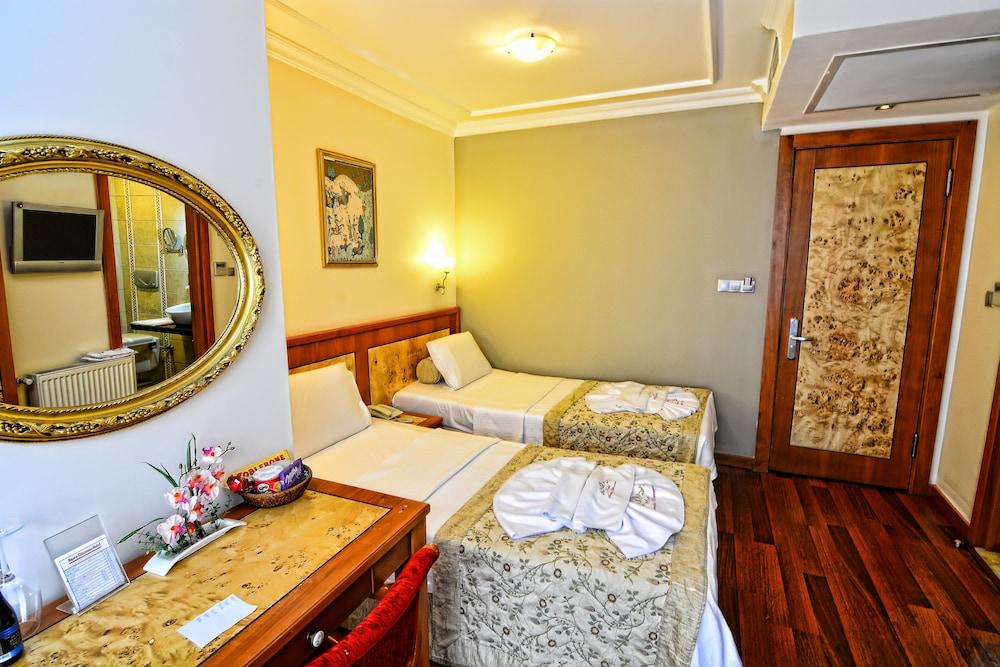 Santa Ottoman Hotel - Room
