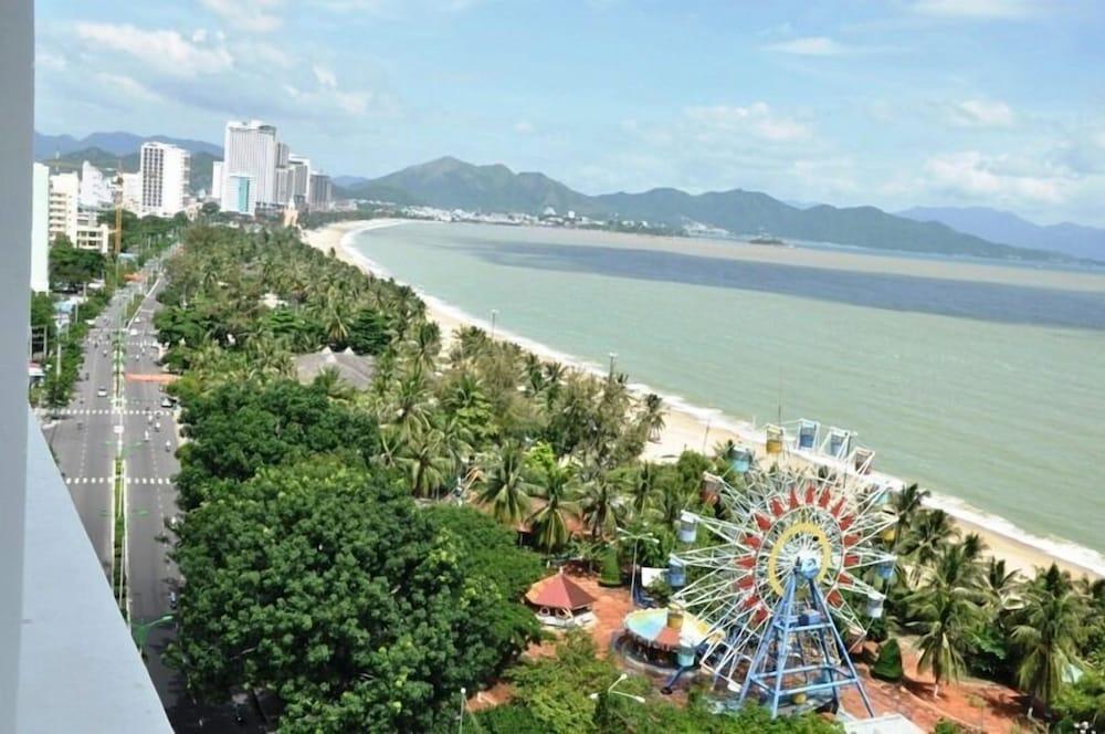 Majestic Nha Trang Hotel - Aerial View